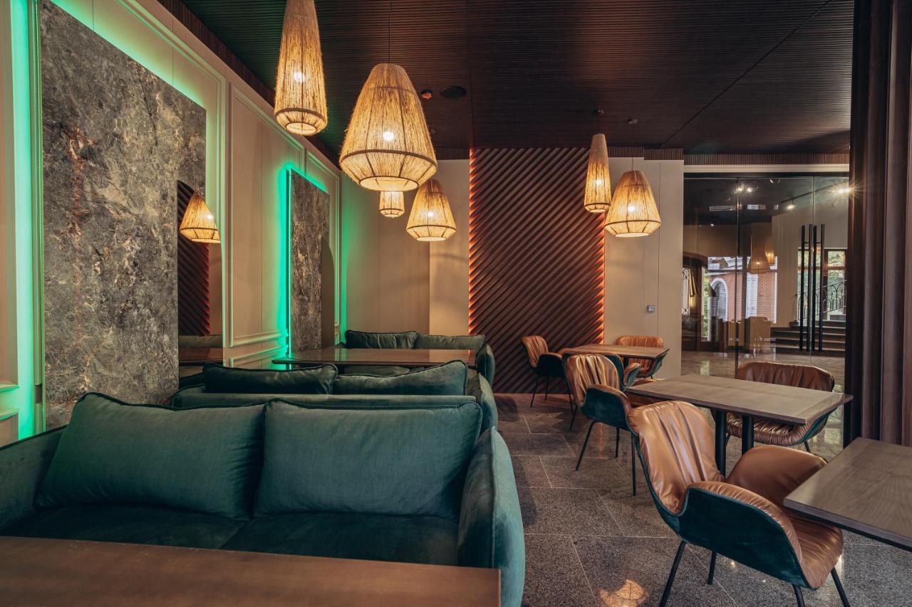 Park Hotel Bristol أوزهورود المظهر الخارجي الصورة