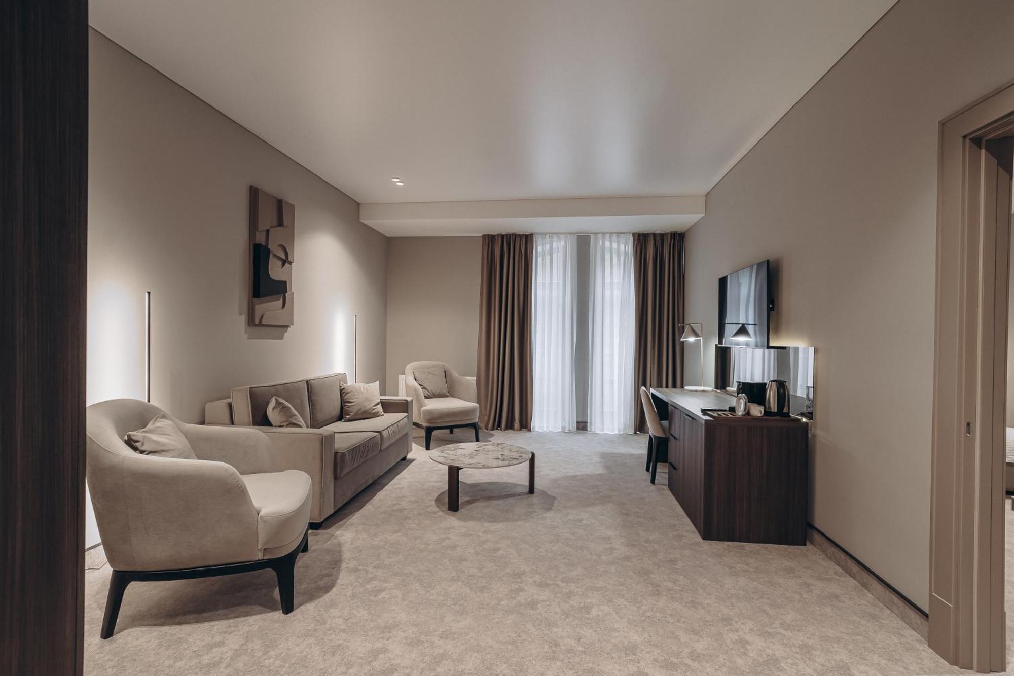Park Hotel Bristol أوزهورود المظهر الخارجي الصورة