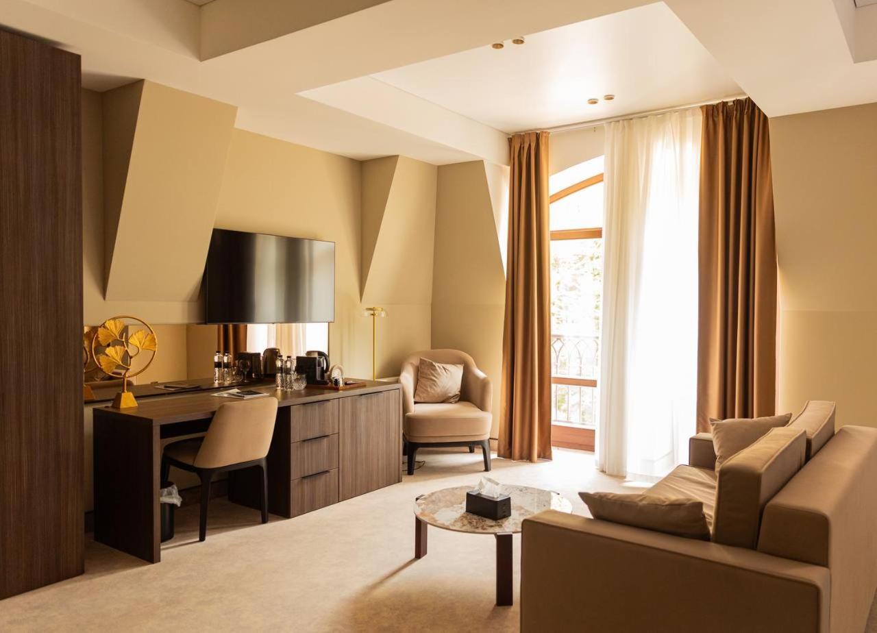 Park Hotel Bristol أوزهورود المظهر الخارجي الصورة