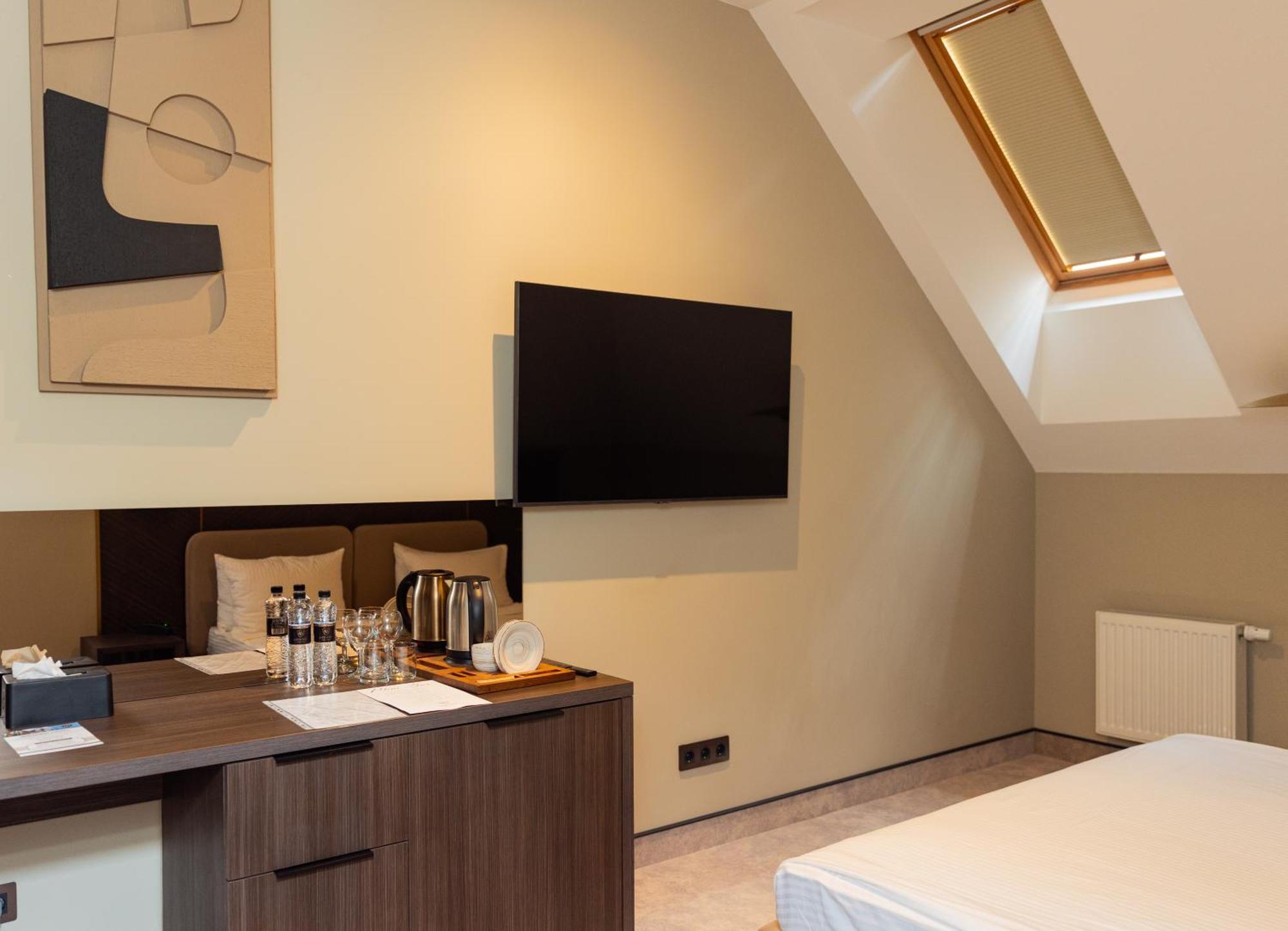 Park Hotel Bristol أوزهورود الغرفة الصورة